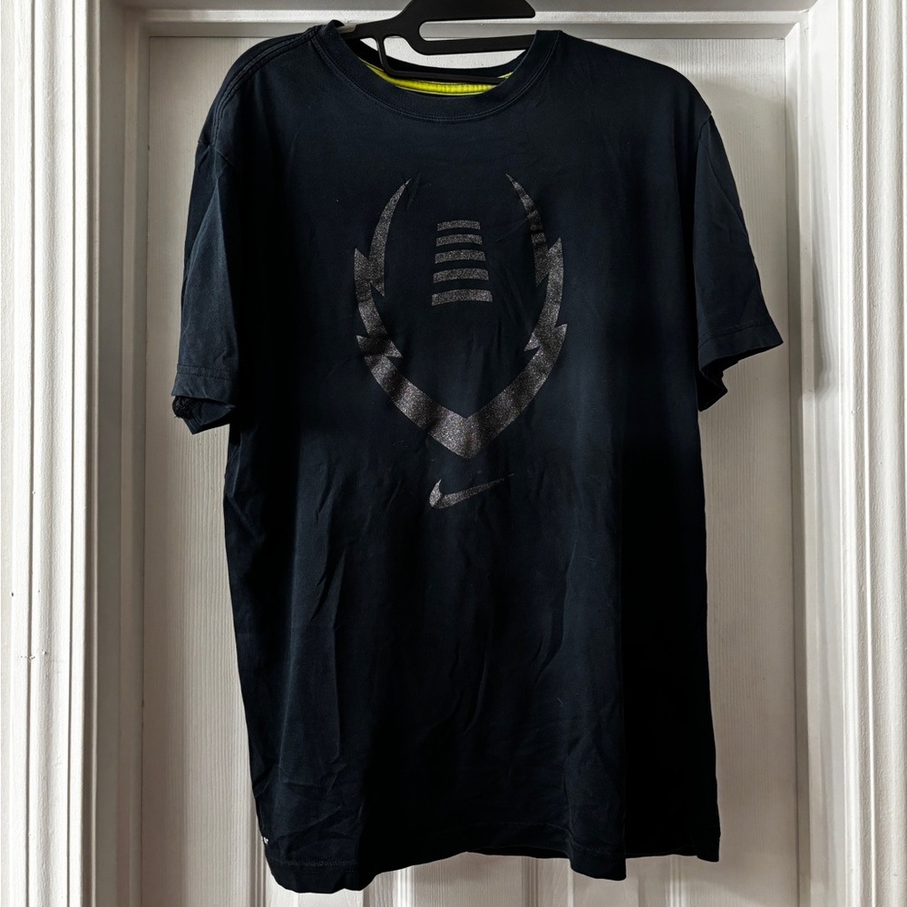 Nike Black Graphic Tee